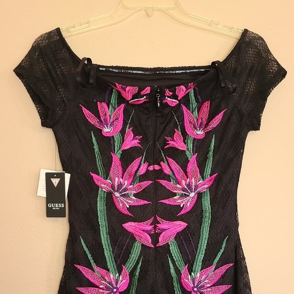 Guess Black and Pink Off-the-Shoulder Bodycon Mini Dress - Picture 9 of 9